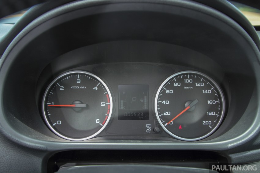 GALLERY: New and old Mitsubishi Triton, side-by-side 346636