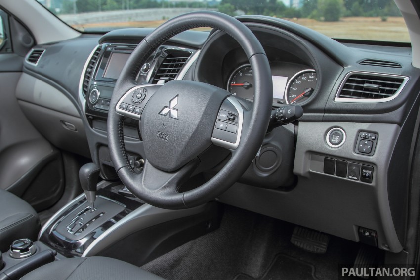 GALLERY: New and old Mitsubishi Triton, side-by-side 346651