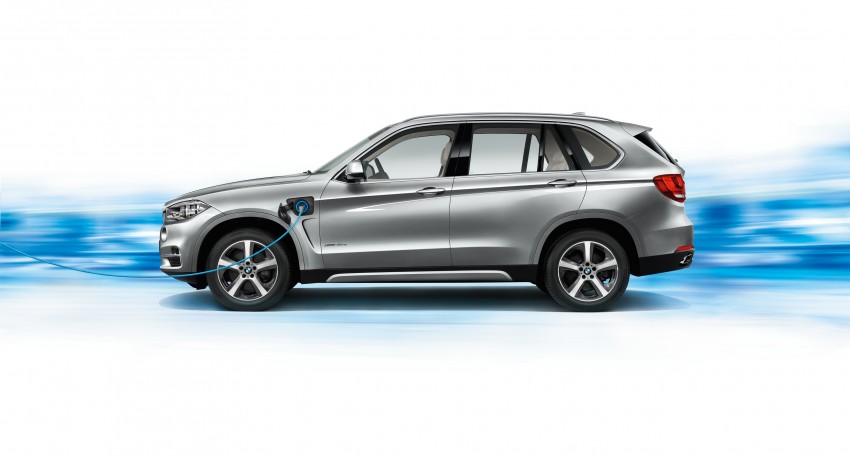 DRIVEN: BMW X5 xDrive40e plug-in hybrid in Munich 440437