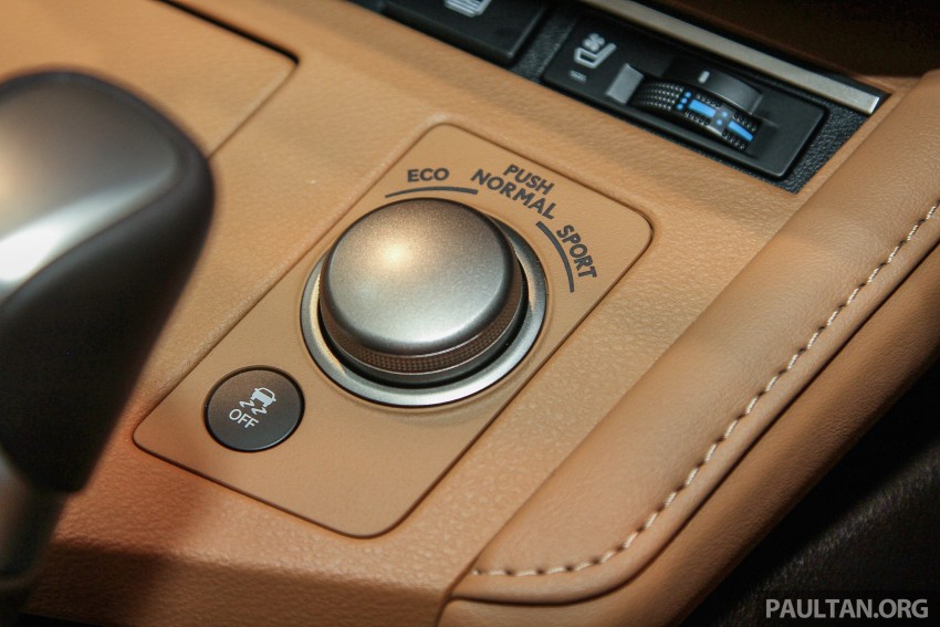 Lexus ES facelift launched in Malaysia – 3 variants 370290