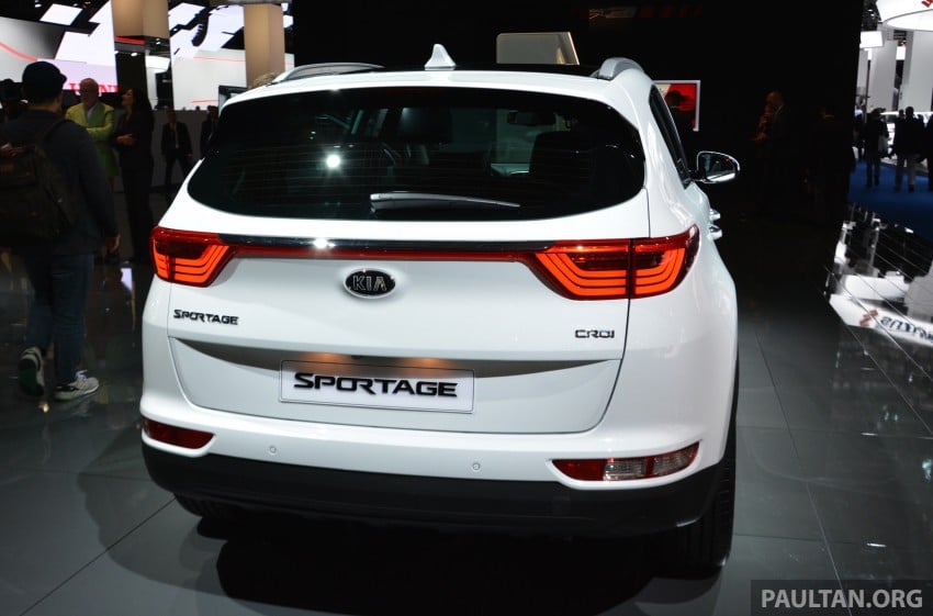 Frankfurt 2015: 2016 Kia Sportage unveiled in the flesh 380348