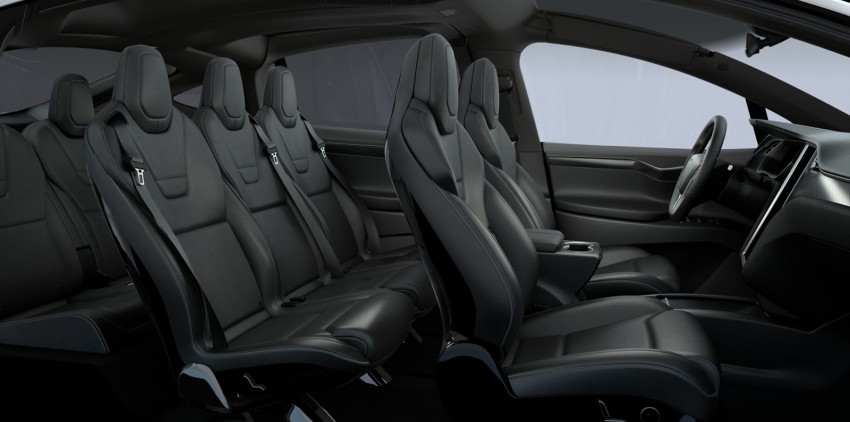 Tesla Model X – first pictures of production model out; has seven seats, is expensive, but ludicrously fast 374337