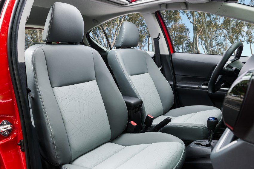 2016 Toyota Prius c gets Safety Sense, special edition 393684