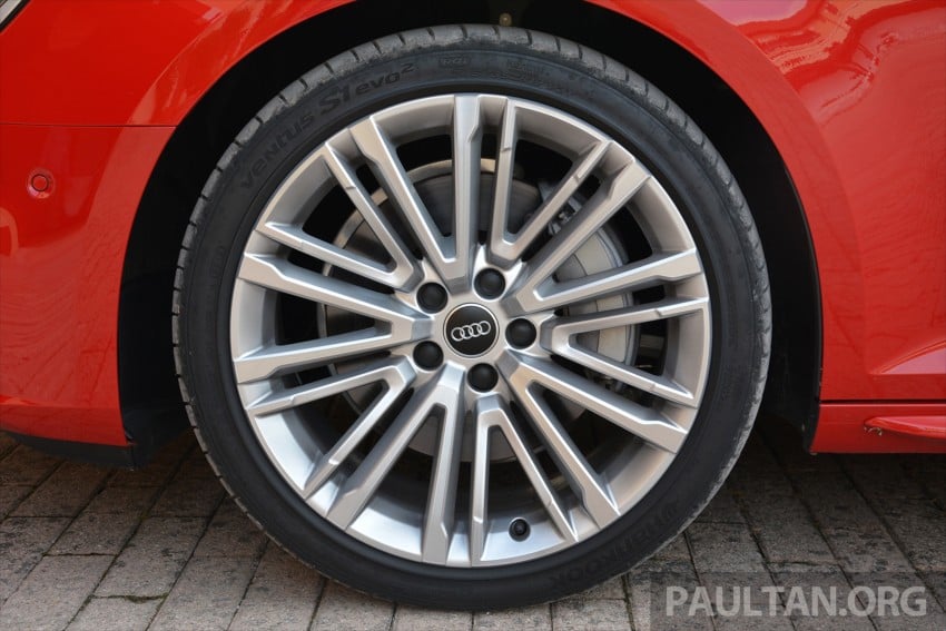 DRIVEN: B9 Audi A4 – handsome suit, inner beauty 386379