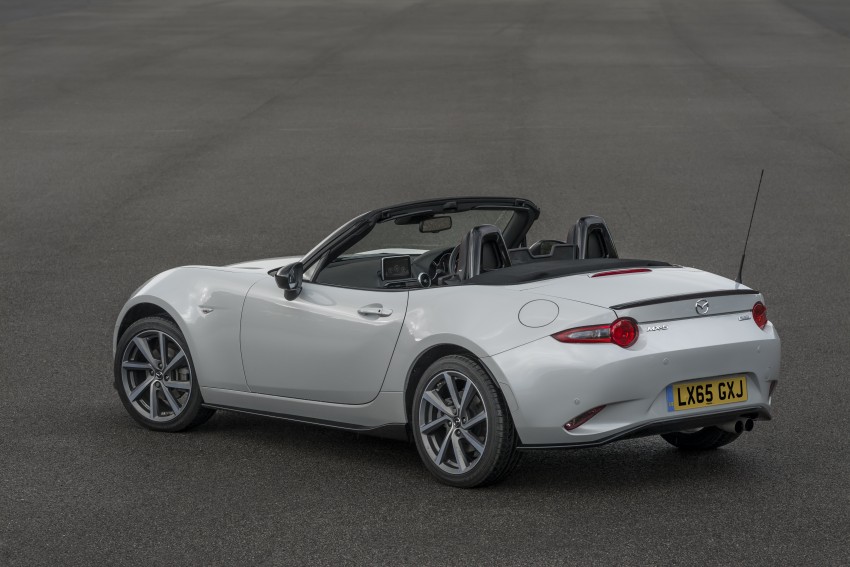 Mazda MX-5 Sport Recaro Limited Edition gets extra kit 406603