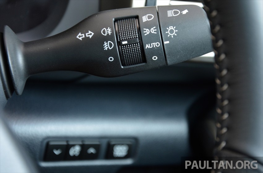 DRIVEN: Lexus IS 200t Turbo – downsized, at a price 421494