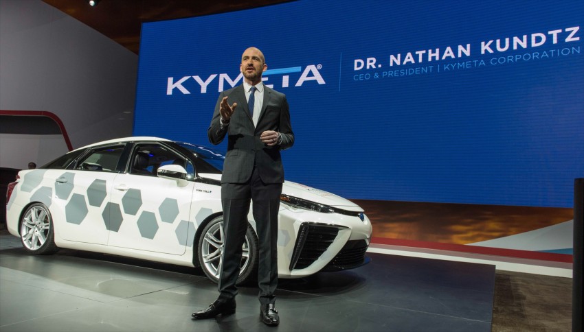 Toyota Mirai with satellite tech revealed at Detroit 428056