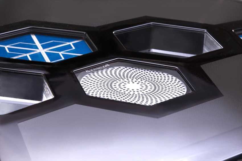 Toyota Mirai with satellite tech revealed at Detroit 428062