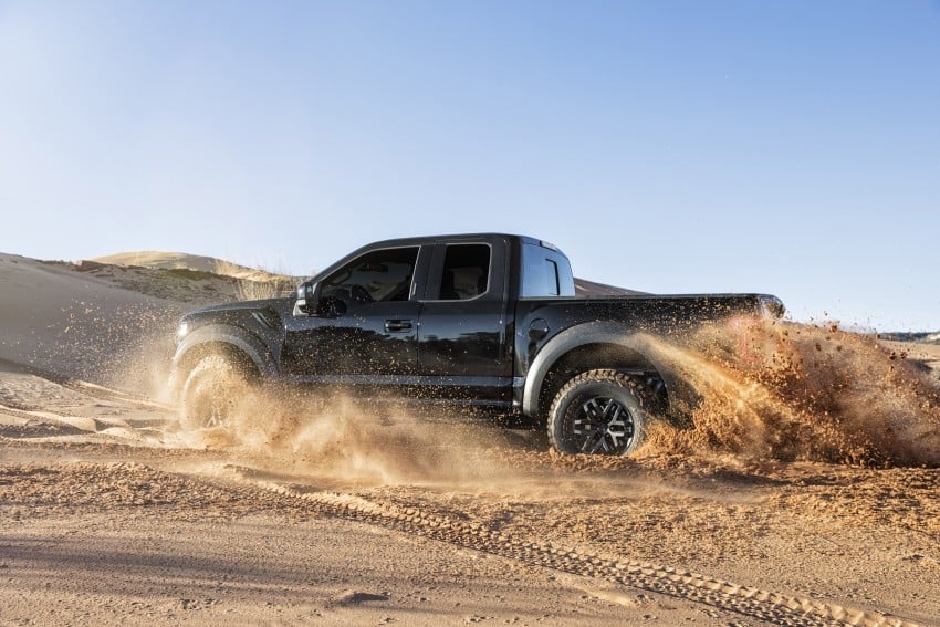 2017 Ford F-150 Raptor SuperCrew unveiled in Detroit 426912