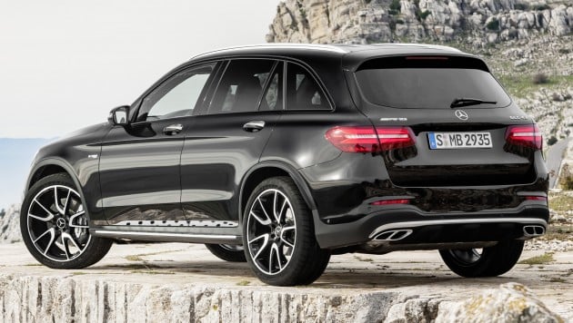 Mercedes-AMG GLC 43 (X 253), 2016 Exterieur: Obsidianschwarz; Interieur: Leder Schwarz, Performance Sitze Kraftstoffverbrauch kombiniert (l/100 km):  8,3 CO2-Emissionen kombiniert (g/km): 189 exterior: obsidian black; interior: leather black, performace seats Fuel consumption, combined (l/100 km):   8.3 CO2 emissions, combined (g/km):  189