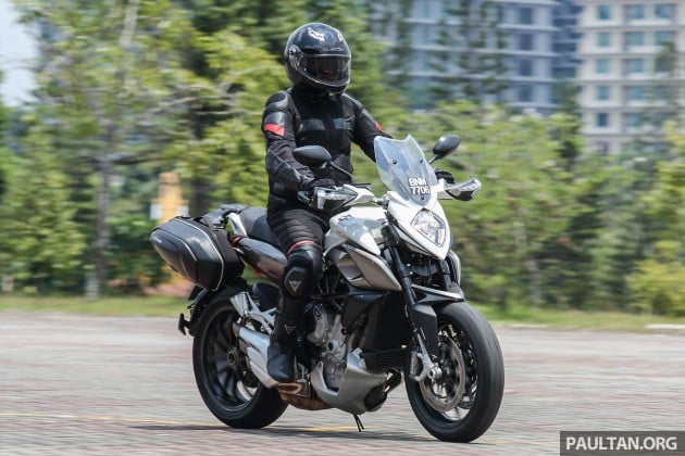 2016 MV Agusta Stradale 800 -1