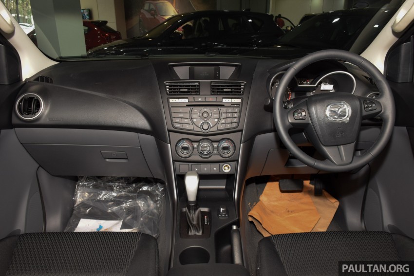 GALERI: Mazda BT-50 baharu di bilik pameran 468792