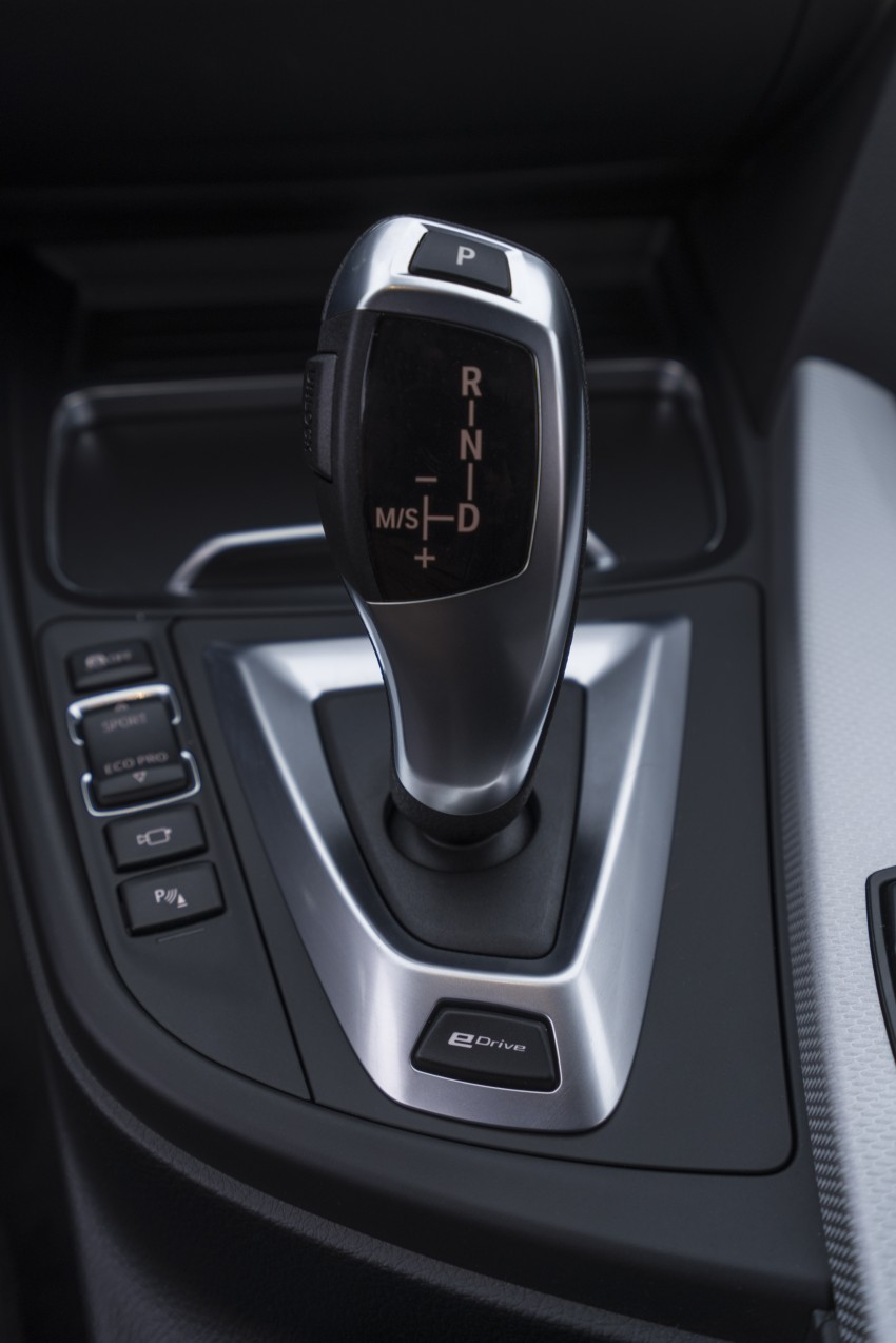 2016 BMW 330e iPerformance – production car finally debuts this year featuring 2.0 turbo hybrid system 465649