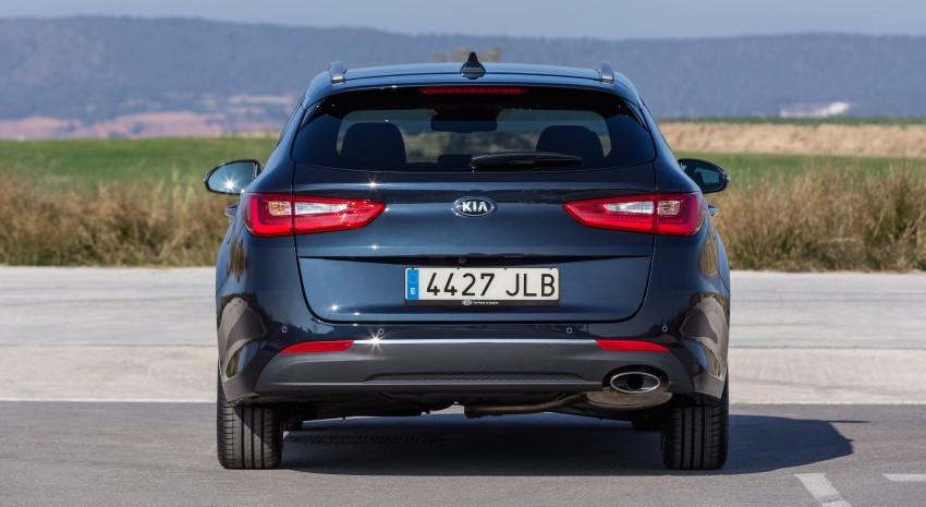 GALLERY: Kia Optima Sportswagon debuts in Geneva 451820