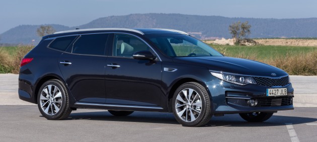 kia optima sportswagon - exterior 12