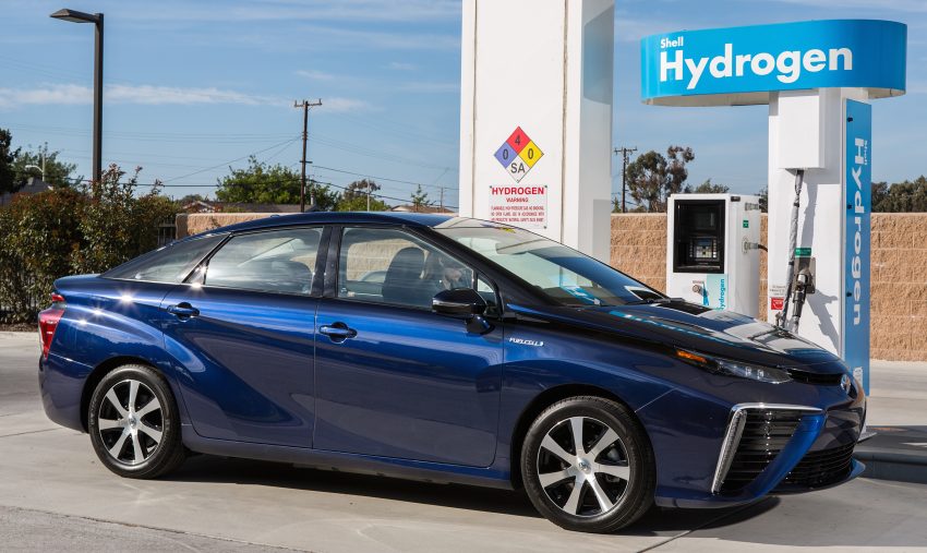 Toyota Mirai c – smaller, cheaper FCV planned for 2019 486621