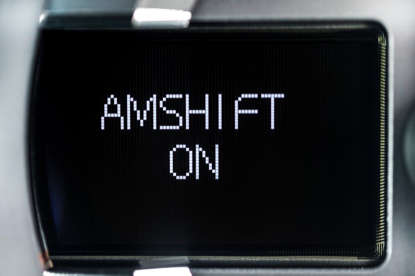 2017 Aston Martin V12 Vantage S gets 7-spd manual 472989