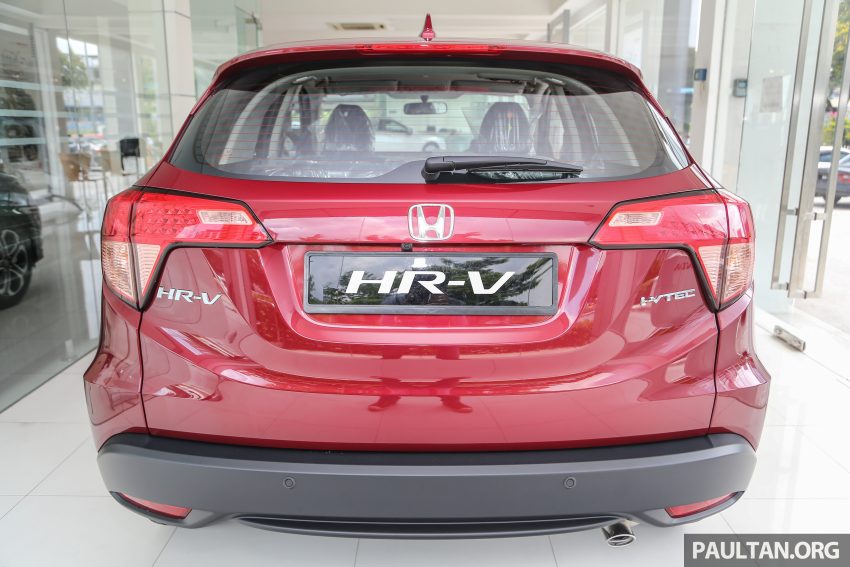 GALERI: Honda HR-V berwarna Dark Ruby Red Pearl 497755