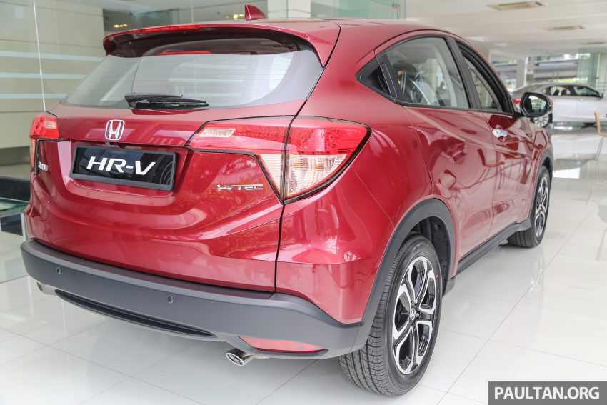 GALERI: Honda HR-V berwarna Dark Ruby Red Pearl 497754