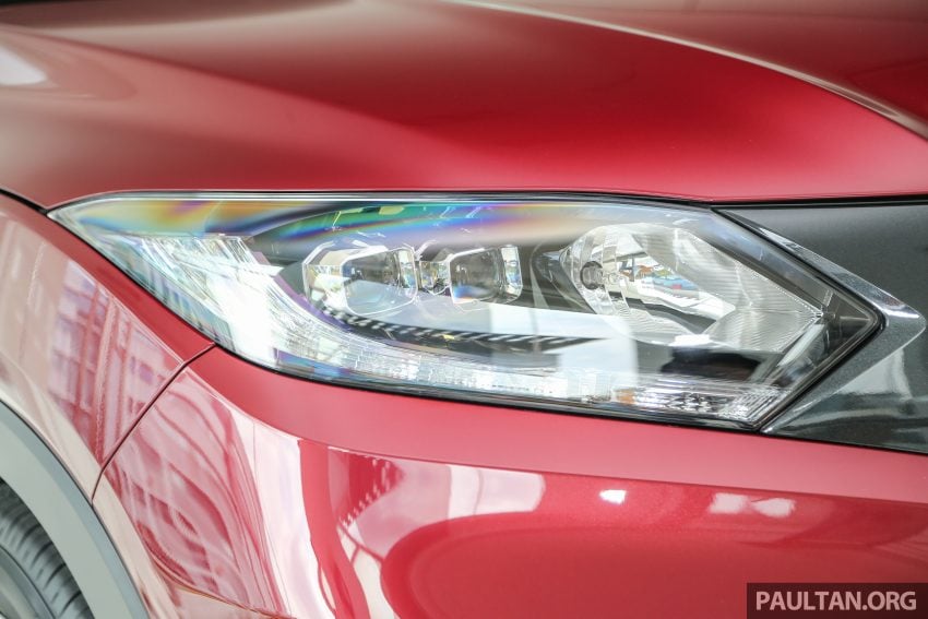 GALLERY: Honda HR-V in Dark Ruby Red Pearl colour 497595