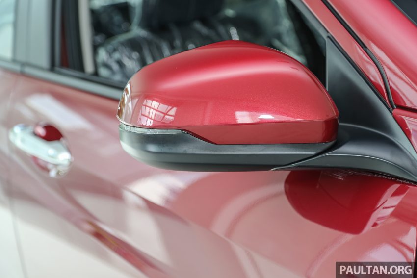 GALERI: Honda HR-V berwarna Dark Ruby Red Pearl 497738