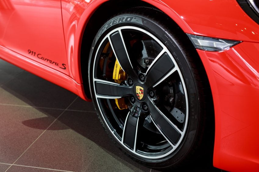 Porsche 911 facelift launched – Carrera, Carrera S and Carrera 4S, new 3.0 litre turbo flat-six, from RM870k 509683