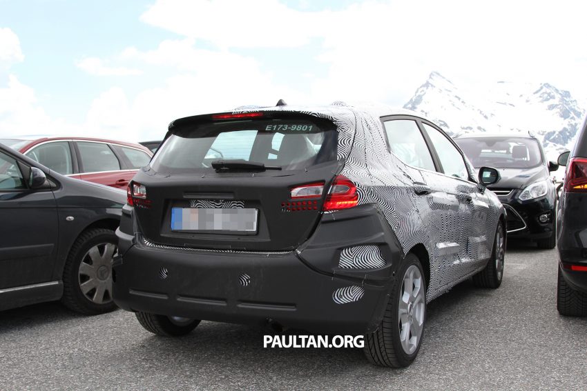 SPIED: 2017 Ford Fiesta caught in production body 505239