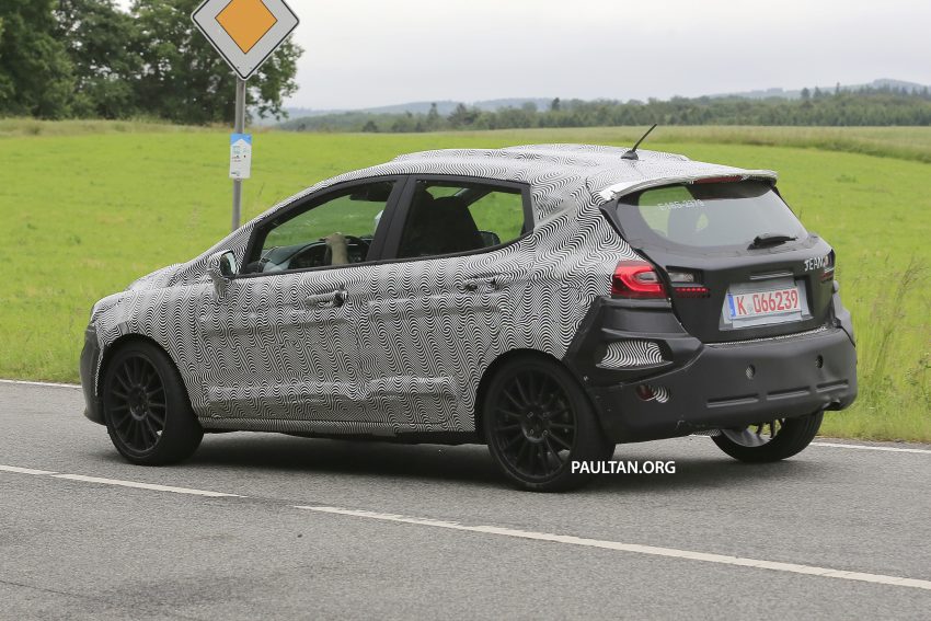 SPYSHOT: Ford Fiesta ST 2017 lima pintu 511452