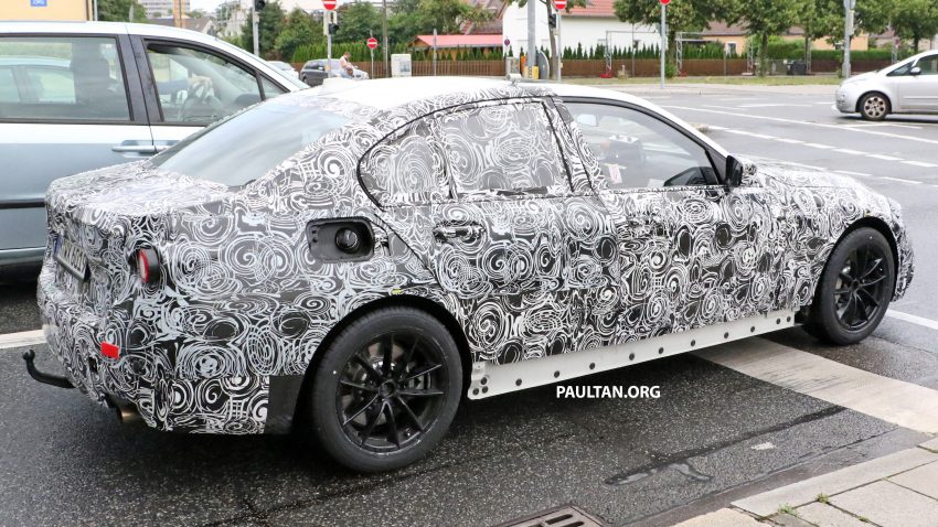 SPYSHOTS: G20 BMW 3 Series caught, interior seen 531918
