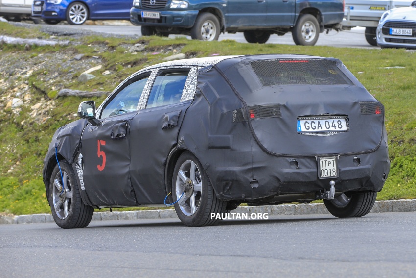 SPYSHOTS: Unnamed Geely compact SUV spotted 538419