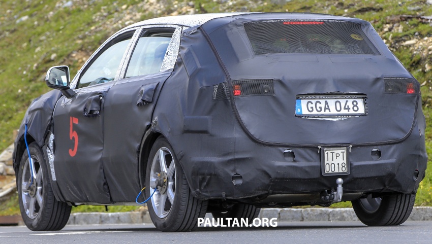 SPYSHOTS: Unnamed Geely compact SUV spotted 538420