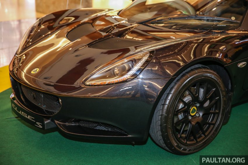 AD: Lotus Cars Malaysia The Gardens Roadshow – check out the latest models plus great deals to be had! 530427