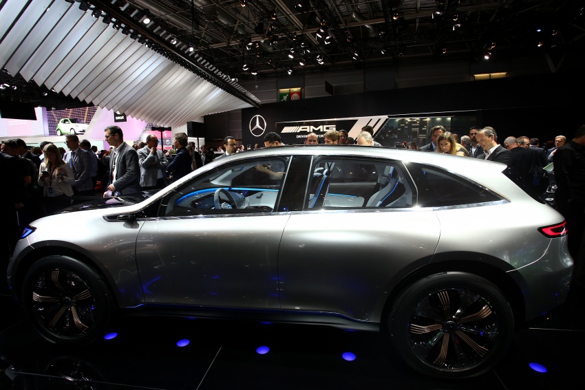 Mercedes-Benz Generation EQ makes debut in Paris 557240