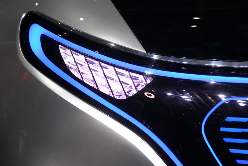 Mercedes-Benz Generation EQ makes debut in Paris 557228