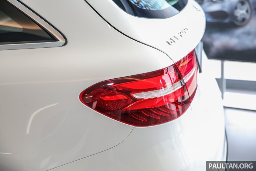 GALLERY: Mercedes-Benz GLC250 CKD in showroom 567833