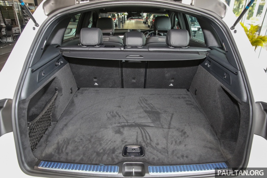 GALLERY: Mercedes-Benz GLC250 CKD in showroom 567871