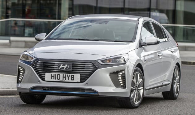 2017-hyundai-ioniq-hybrid-uk-spec-08