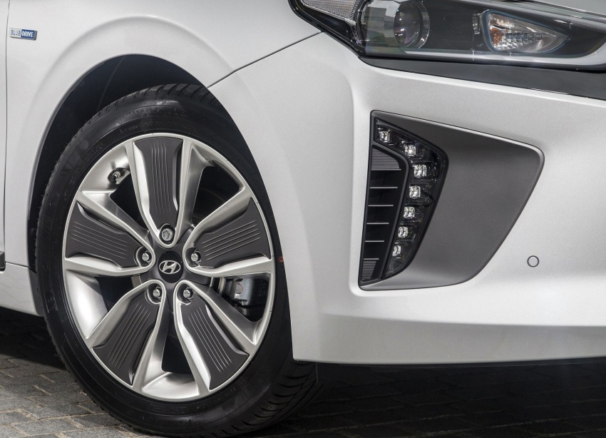 Hyundai Ioniq Hybrid – M’sian launch this month, CKD 573681
