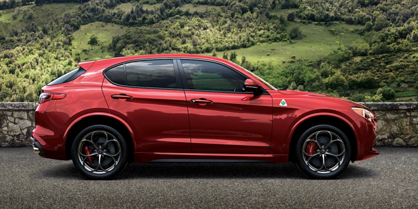 Alfa Romeo Stelvio – crossover pertama dari jenama tersebut, varian tertinggi Quadrifoglio 505 hp/600 Nm 580525