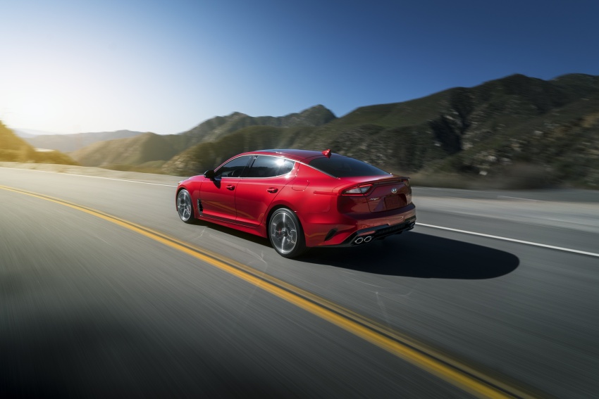 2018 Kia Stinger unveiled – it’s a production Kia GT! 600026