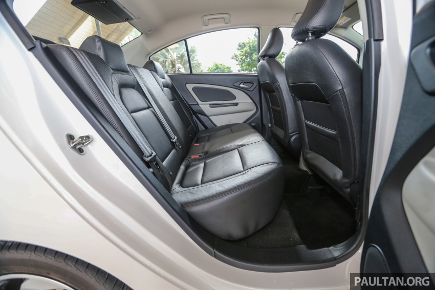GALERI: Proton Persona 2016 vs Iriz – pilihan sedan dan hatchback; miliki persamaan, tetapi tidak serupa 608274