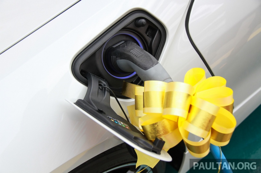 BHPetrol sedia tempat mengecas kenderaan elektrik di stesen Kg Sg Kayu Ara dan Sg Besi secara percuma 615053