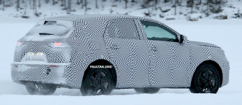 SPIED: DS7 seen undisguised; autonomous tech? 613952