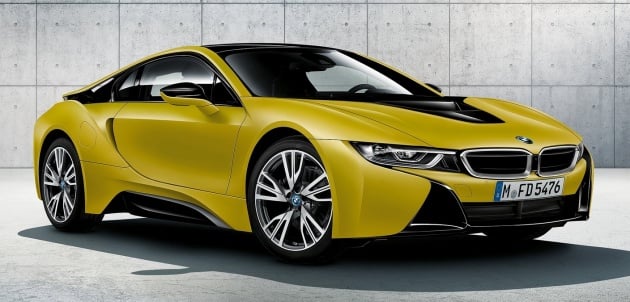 BMW i8 Protonic Frozen Yellow special edition in Sept