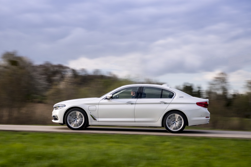 GALLERY: G30 BMW 530e iPerformance – full details 652586