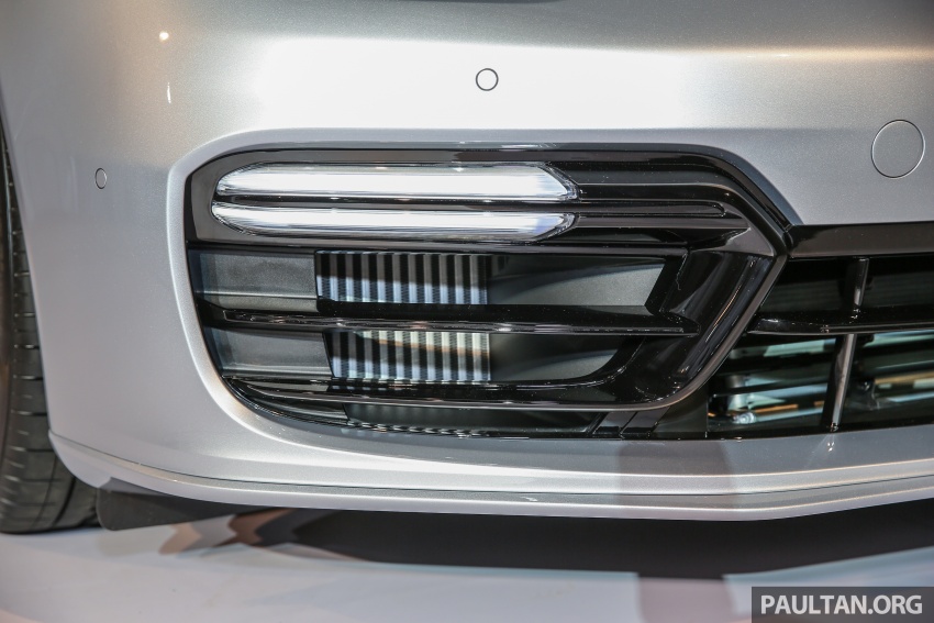 Porsche Panamera 2017 kini berada di Malaysia – harga bermula RM890k bagi model asas 3.0L V6 turbo dan RM1.1j untuk varian 4S 2.9L V6 biturbo 644943