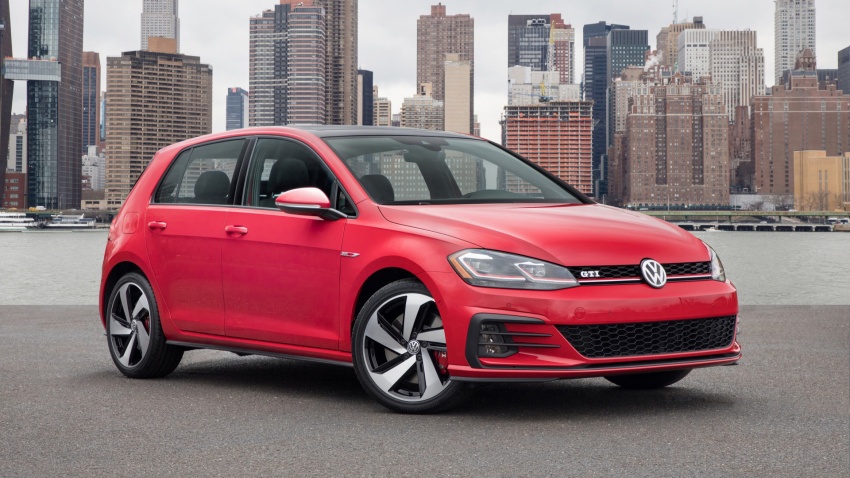 VW bakal pamer barisan Golf 2018 di New York 643356