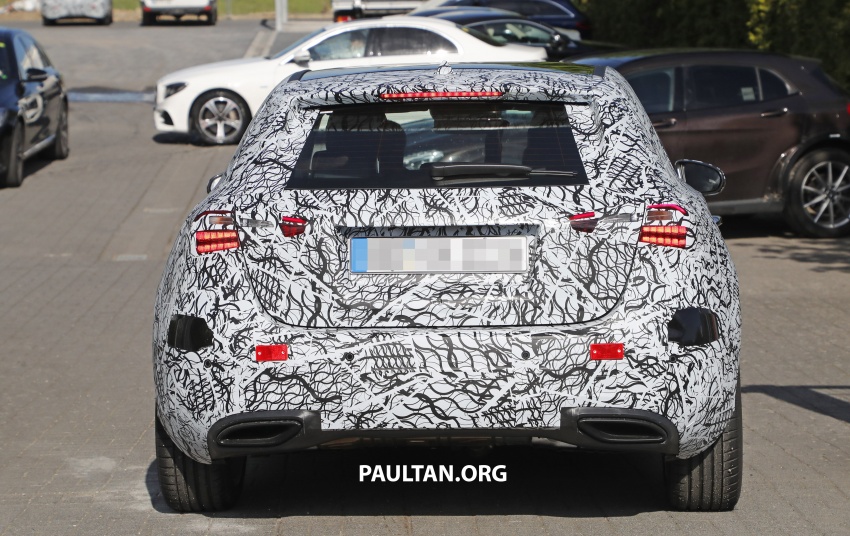 2018 Mercedes-Benz A-Class teased on LinkedIn 660137