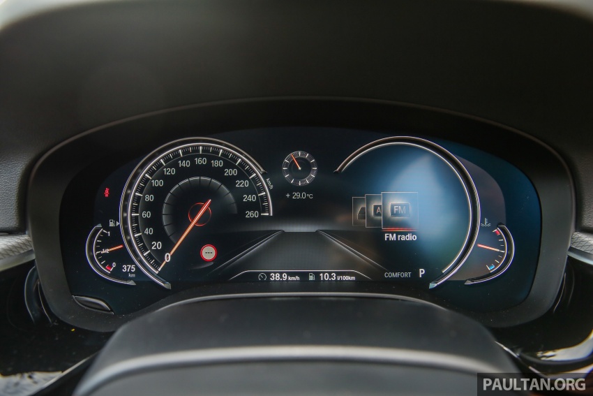 FIRST DRIVE: G30 BMW 530i M Sport video review 665806