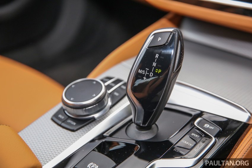 FIRST DRIVE: G30 BMW 530i M Sport video review 665835